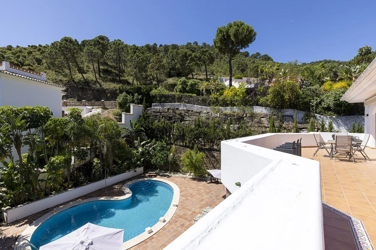 cfa4a3f6-6d3e-46a0-a677-9ea0016925c7