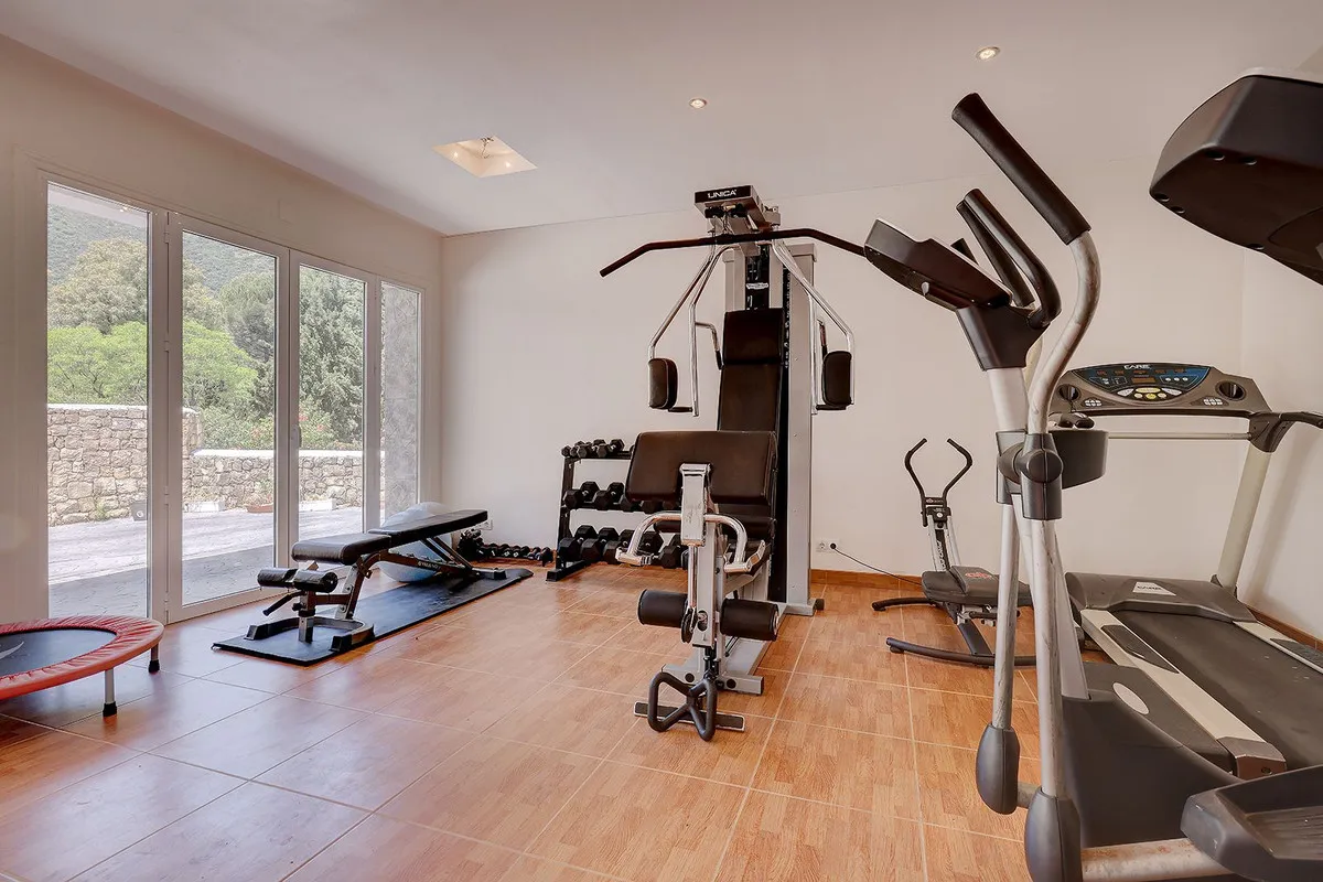 ecb77b9b-0a0f-4325-bebf-6274fb3049c6