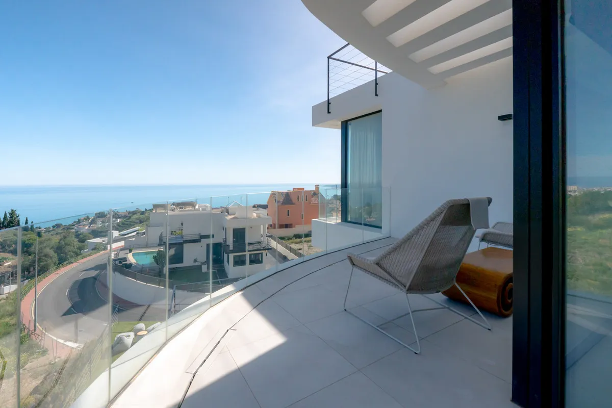 227ceebd-c8e7-49fe-a0a5-16996fef3d3a