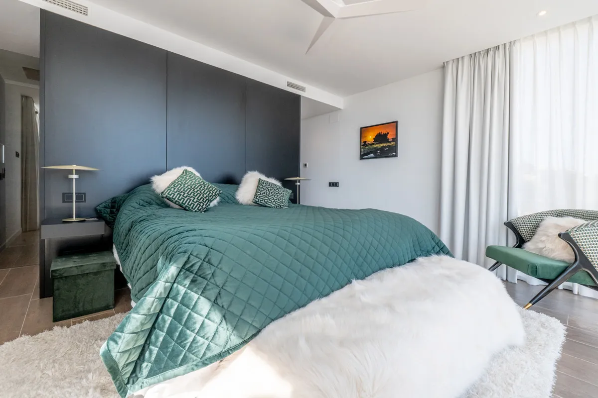 7867d40a-6a59-4ddd-bfe1-d596d8a41612