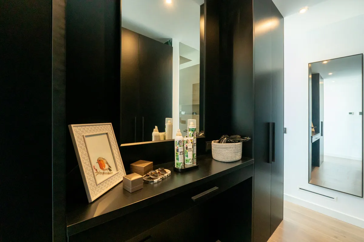 99050b98-63f2-4c46-98a2-2e141c185eee