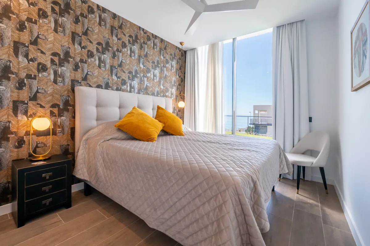 b2a72cb6-0a5f-4c43-bc43-896082a56f7f