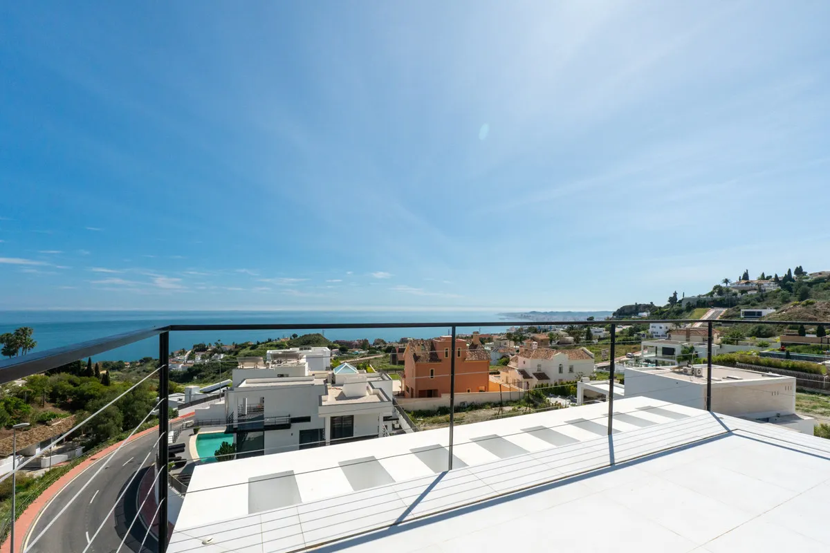 c6d18449-756c-4395-afbb-15feaaf8948c