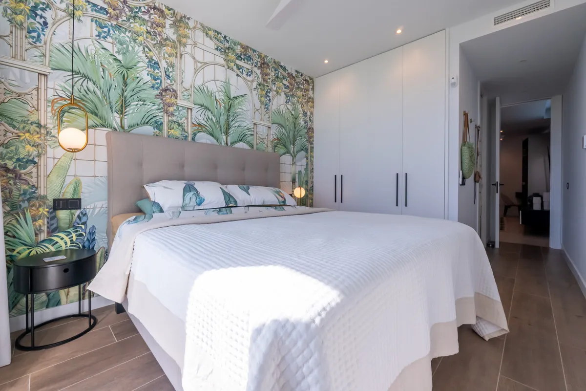 f50386a7-6ebd-444f-be73-cfb8faff41cc