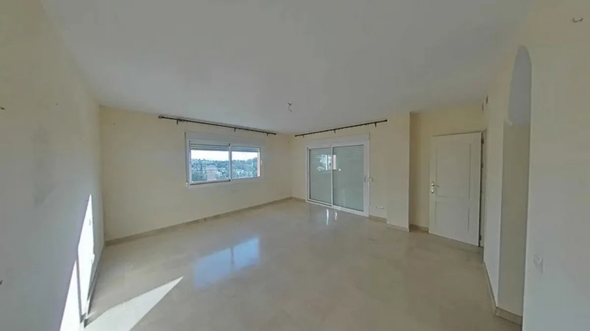 1476a049-1b5d-4d64-ab37-1fa3dfe17655