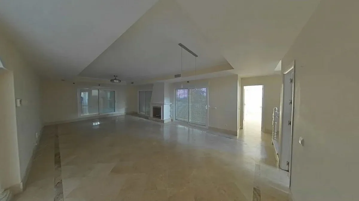 8255698a-c601-49dd-bc47-5f198ebf7a6b