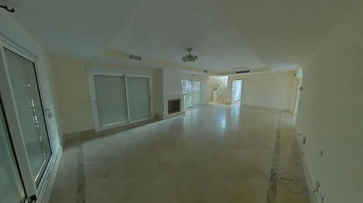 a7b2959b-b0ac-46a4-8344-4da5b77c0624