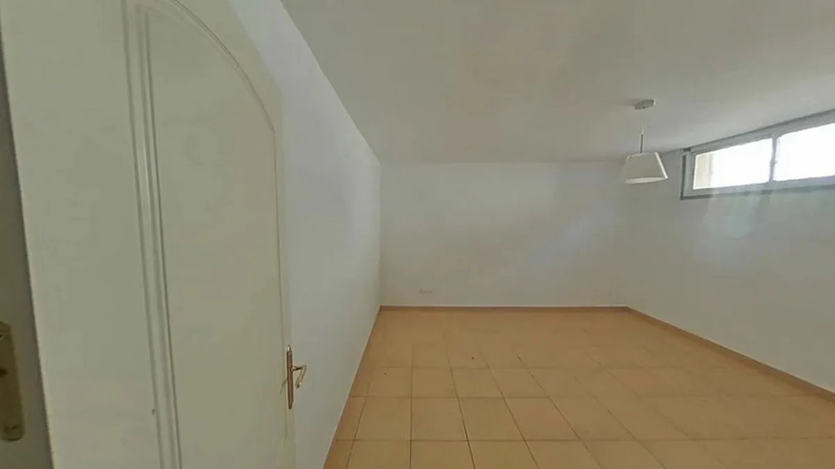 b5e2f27d-6bc7-42da-b412-9fc89f38e44a