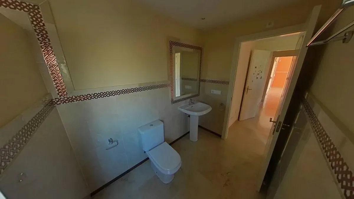 dd720930-a893-4d24-a946-f6c188c81359