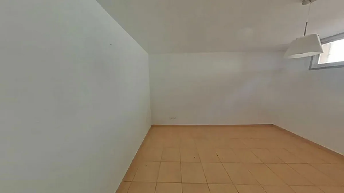 ea47ba87-3f98-4f85-aca5-abcd1ef1935a