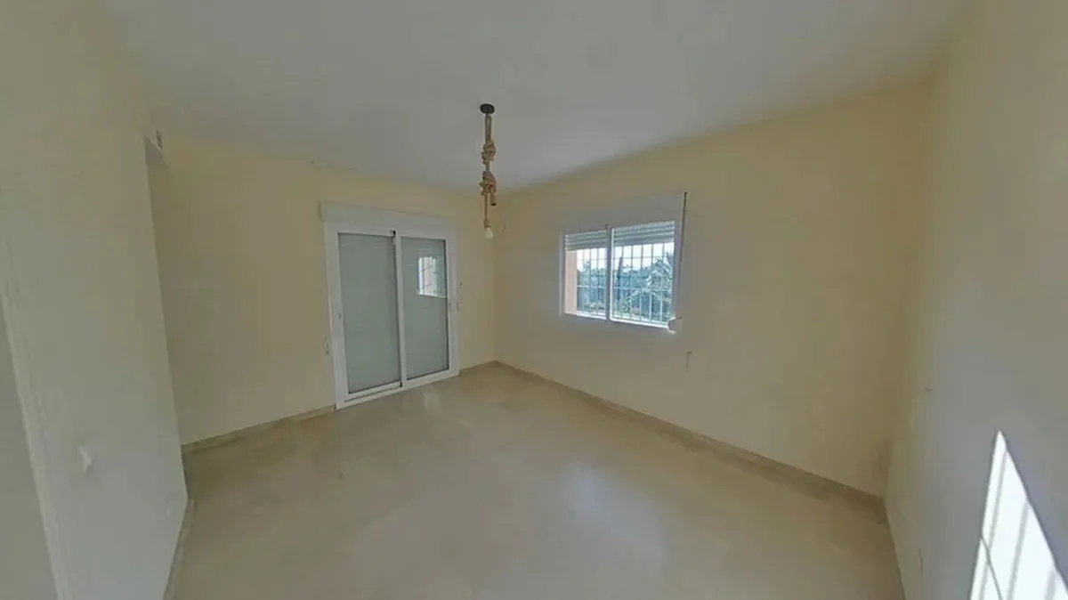 ec23047a-b987-4728-9e4b-766af3a68c2e