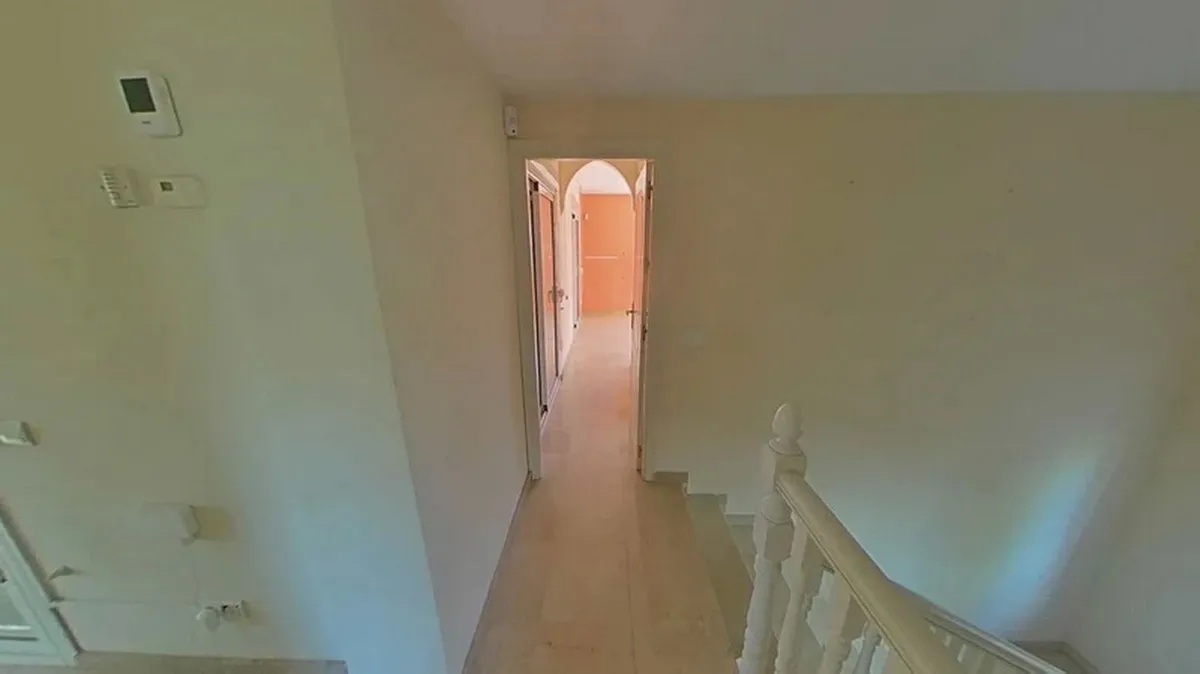 f3b9c2db-71bf-4773-b3f6-ed07ecbad6ef