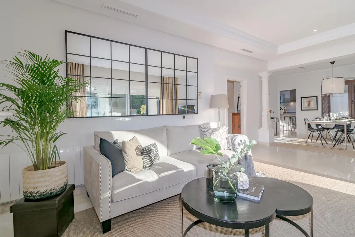 70b107e2-ec75-422b-a9eb-6975dfcb434c