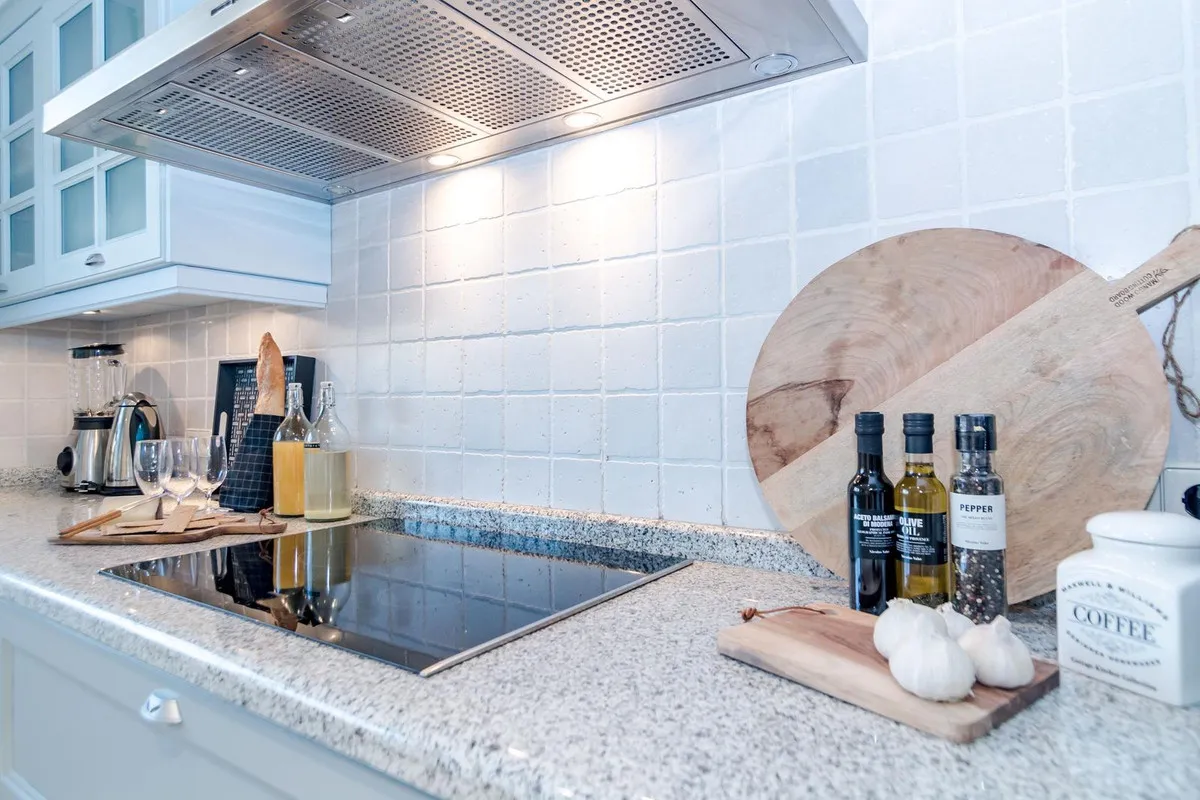 98b31034-50f8-4f93-9b50-2bccc2d2ee2d