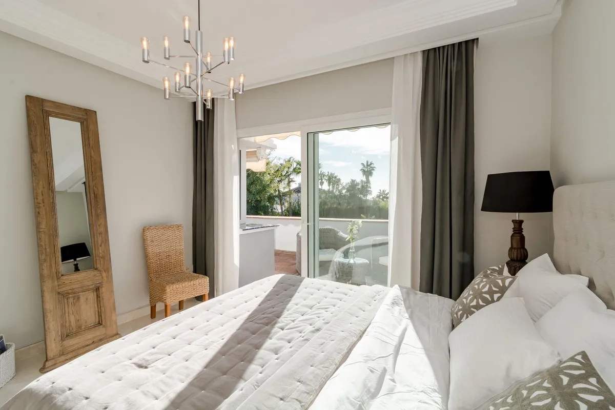 b5e1472c-c13a-4b61-892c-50a1d0ad5370