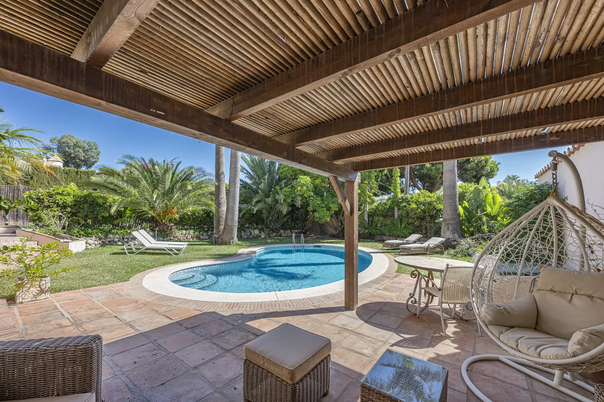 9d031011-ad7c-4826-894a-f67bc94851fa