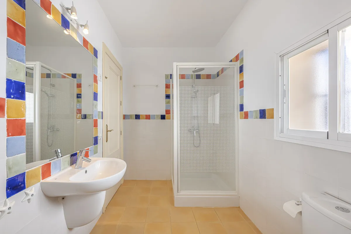 c55b6c74-582d-4fe4-bb82-ace4d0913f28