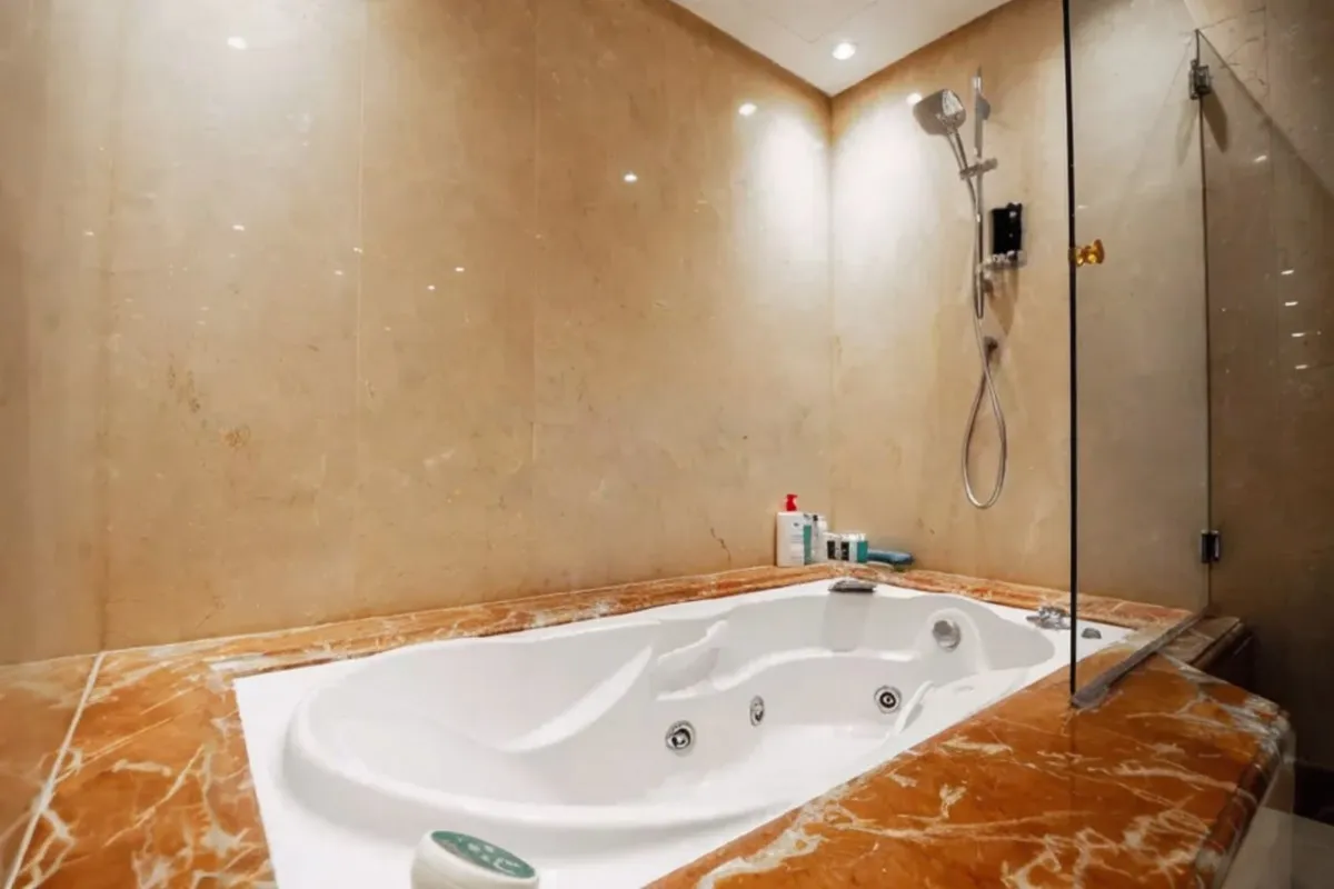 ba7c89f1-6616-4a84-8660-2fe4e7c6d506