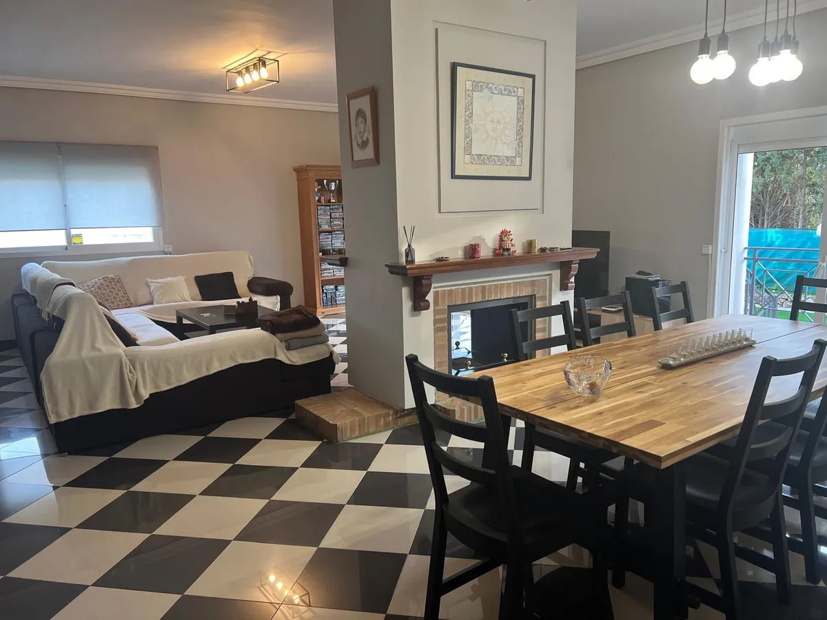 5dd8f699-102c-443d-a6ec-be7780d7c342