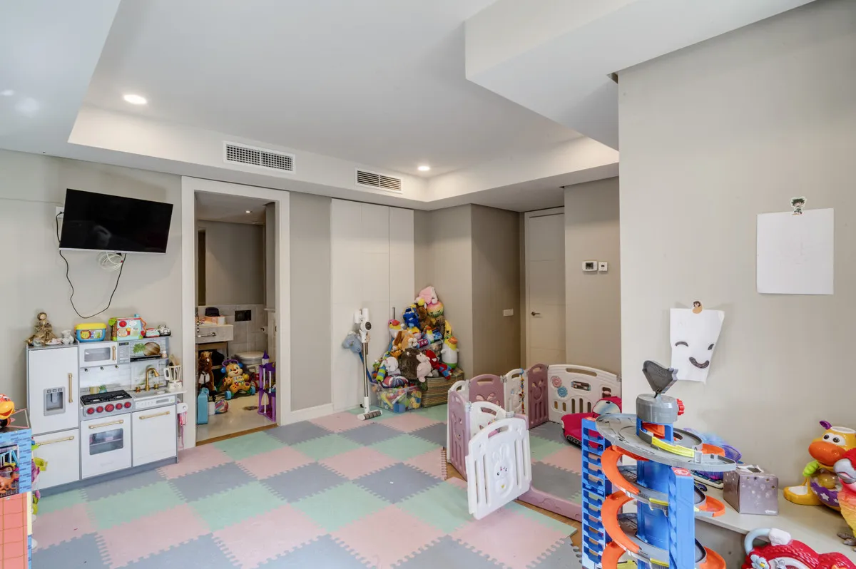 19cbcdc1-eb74-4bf0-a1b7-9064896e2c18