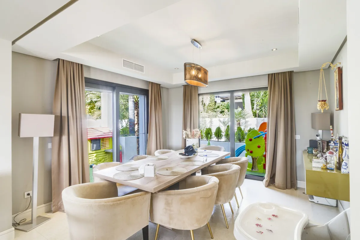 3fec2bc5-7ac4-4aad-b420-4b7f02520137