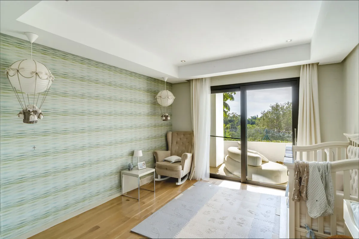 9549cbd8-af64-4ae2-a6ca-ab4d70d9f05c