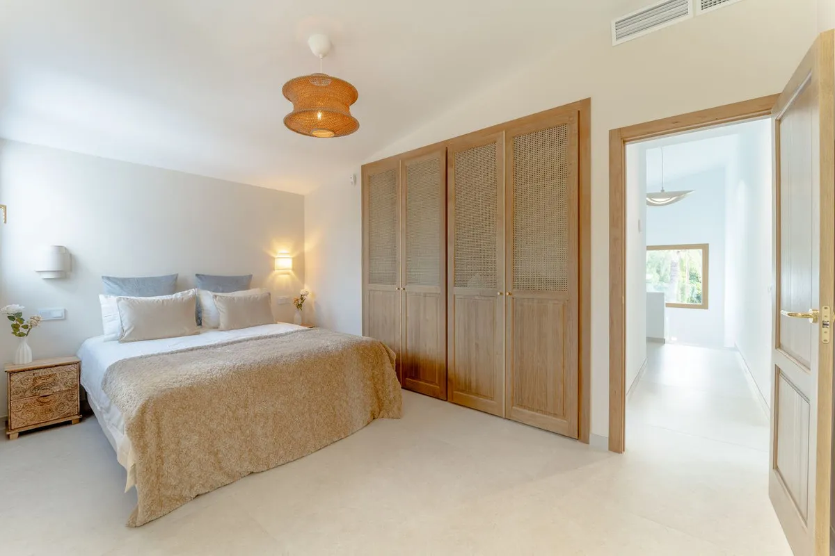 9efcbf36-b9e3-45e6-bc4f-dd6039f34cc7