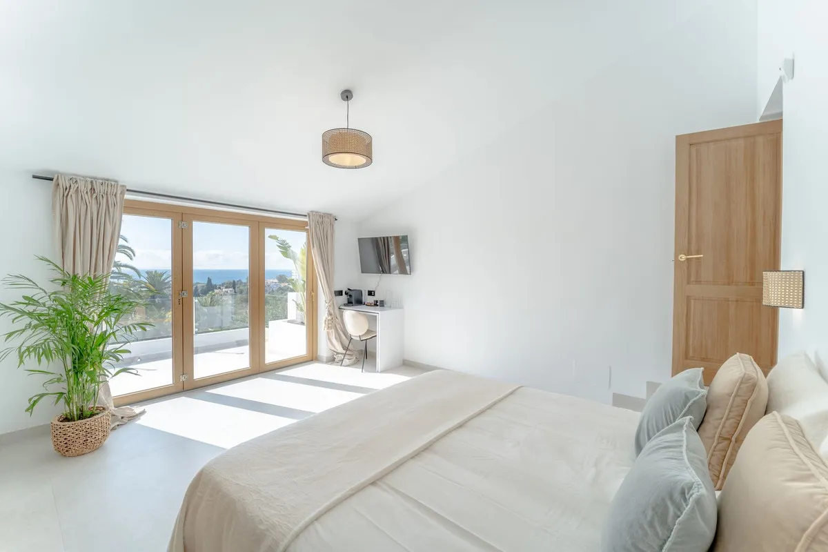 aeb8e023-c1ab-4138-a623-4505db55f36a