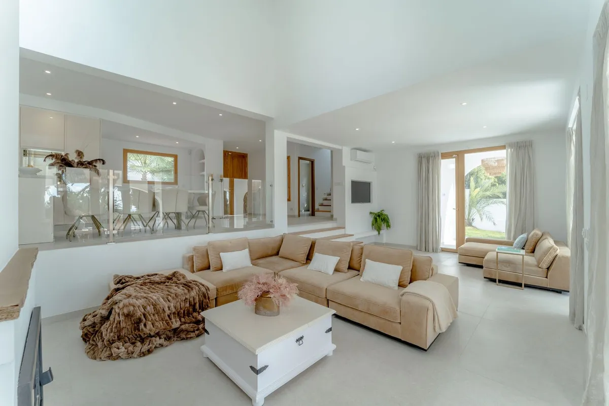 b108d344-b88d-4cf4-9e3e-ea25a0952488