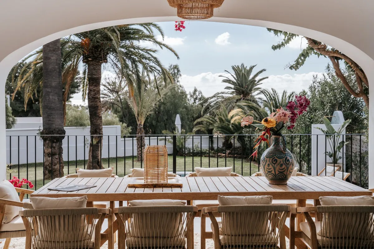 b39dd7d5-7a90-4c2c-af17-4978c24f91f5