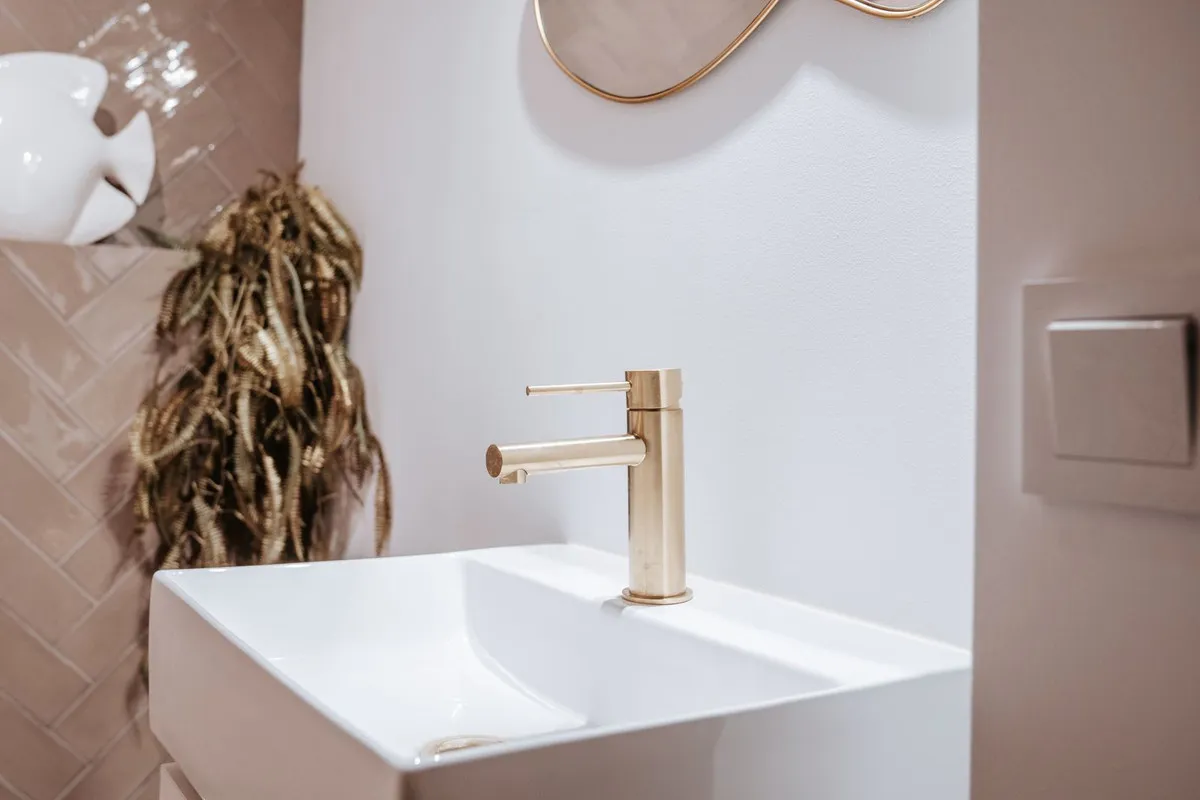 db34517f-b1b0-4e16-a338-4f289d90efb3