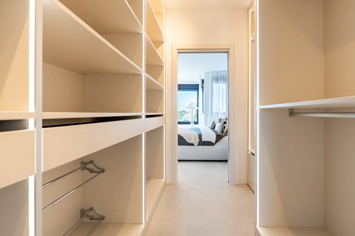 26cb5fc3-608d-4d96-82d5-c6fa8c796436