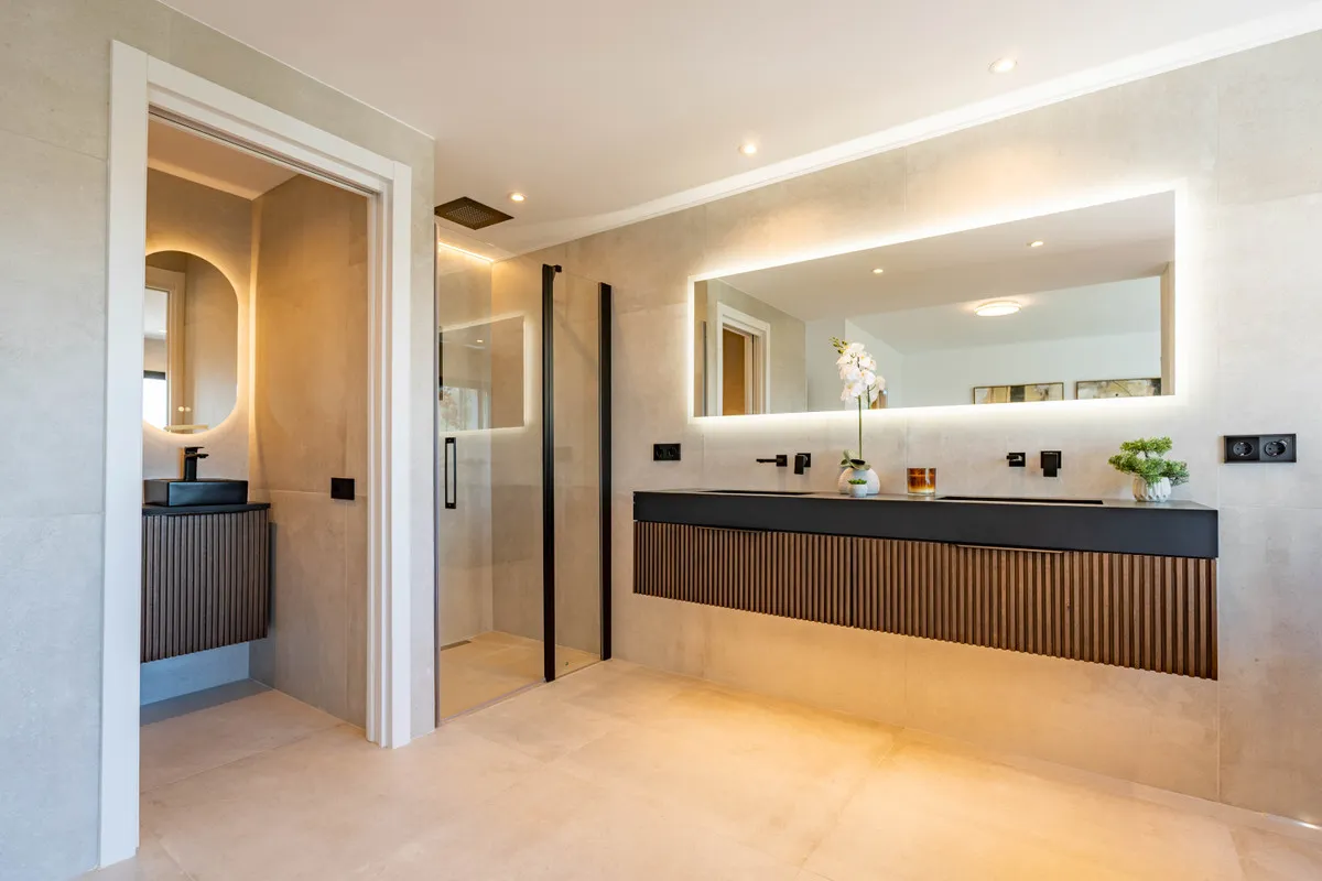 3c036992-d1e4-4cfb-9fa7-8becbdc6962a