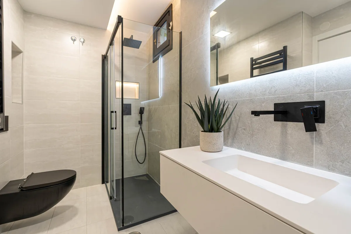 56c5ea0c-7e43-41c7-a390-9539ae8c1bca