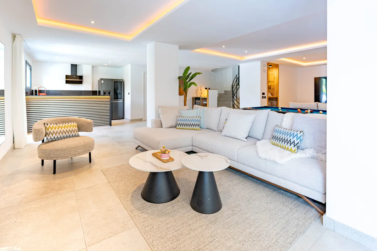 867cba88-24ff-4cf3-a675-da12f9044891