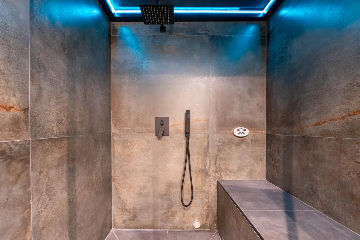 8a357306-16e6-4ccd-8e81-8ef7706961fb