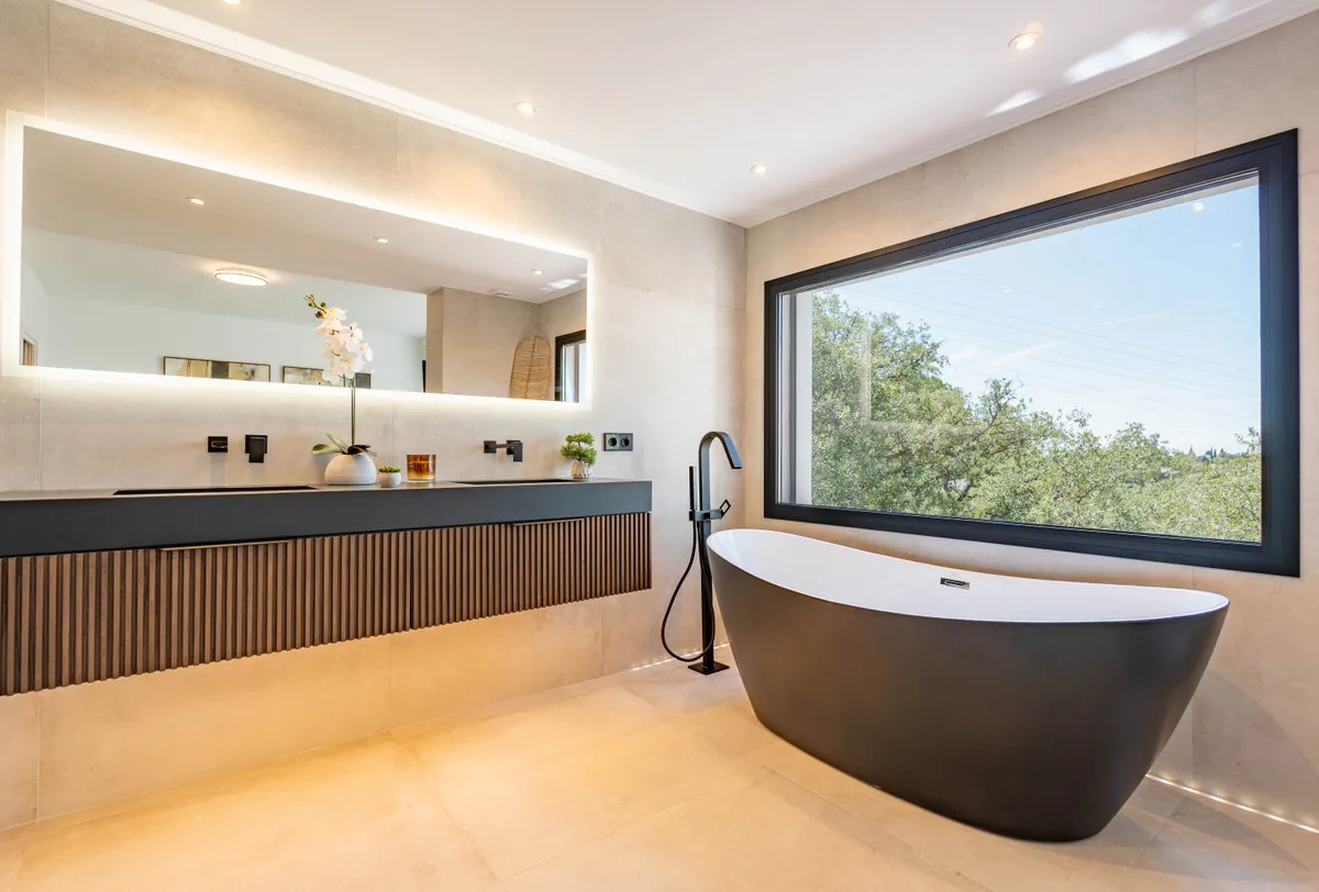 92748629-f011-4bcd-969a-222194ce9508