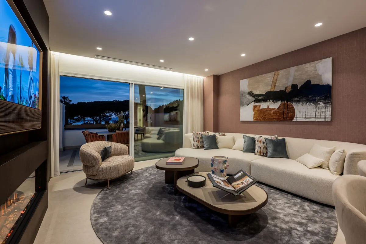 1edf47e4-105e-413e-a0ec-0ad1740b8a93