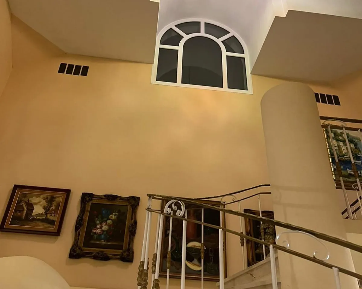 b1466865-6938-46f4-9585-a2837fa21f63