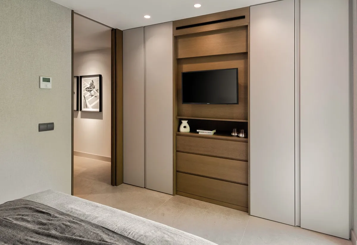 2acf8af8-a2b4-4b15-a0c9-3364740624b7