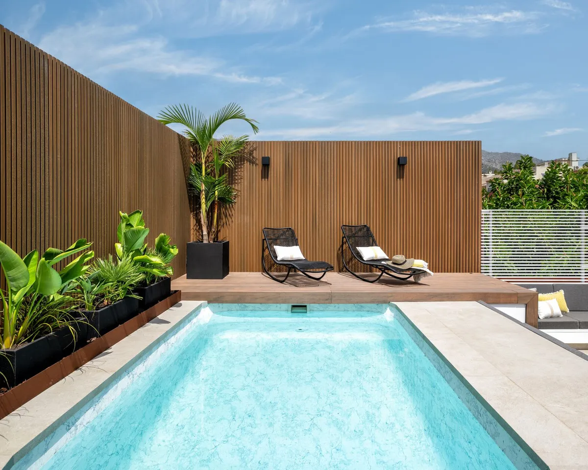 a7b1fc9a-e8e7-4c9d-877c-1d6684ac1f91