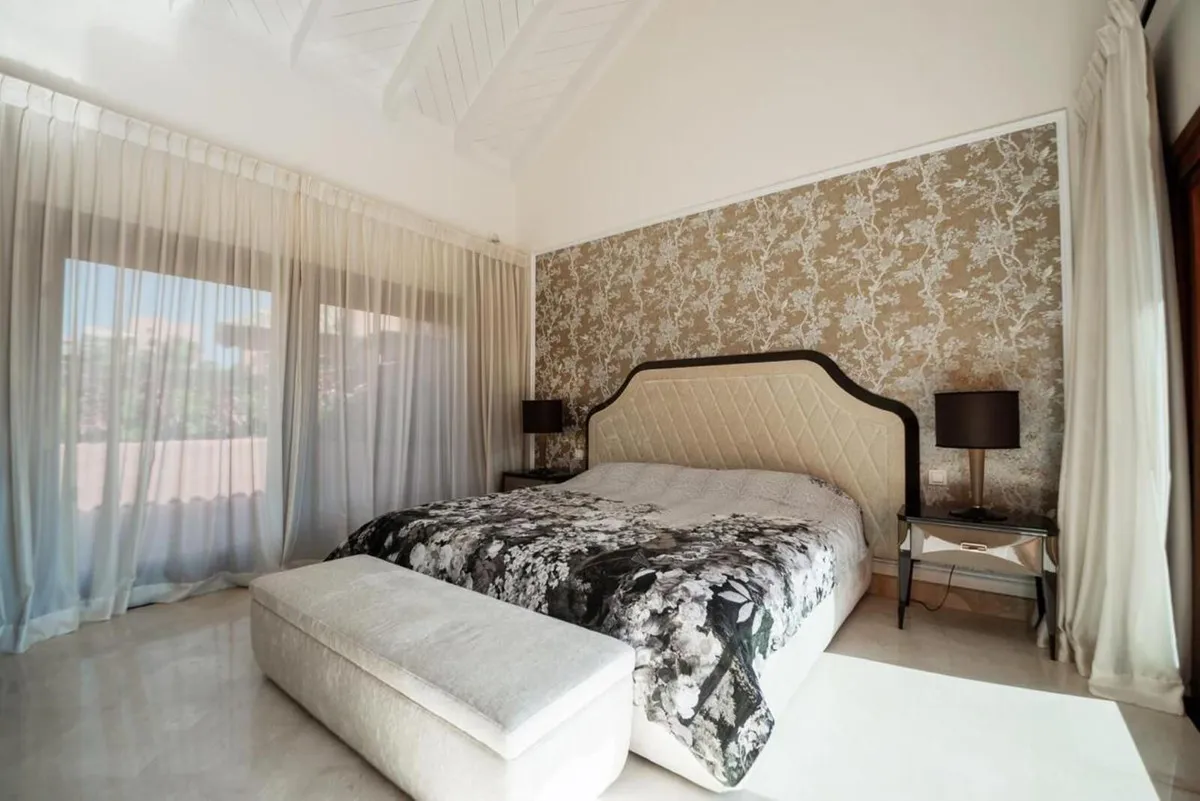 27ae8528-89d6-4cd6-a022-018149921db7