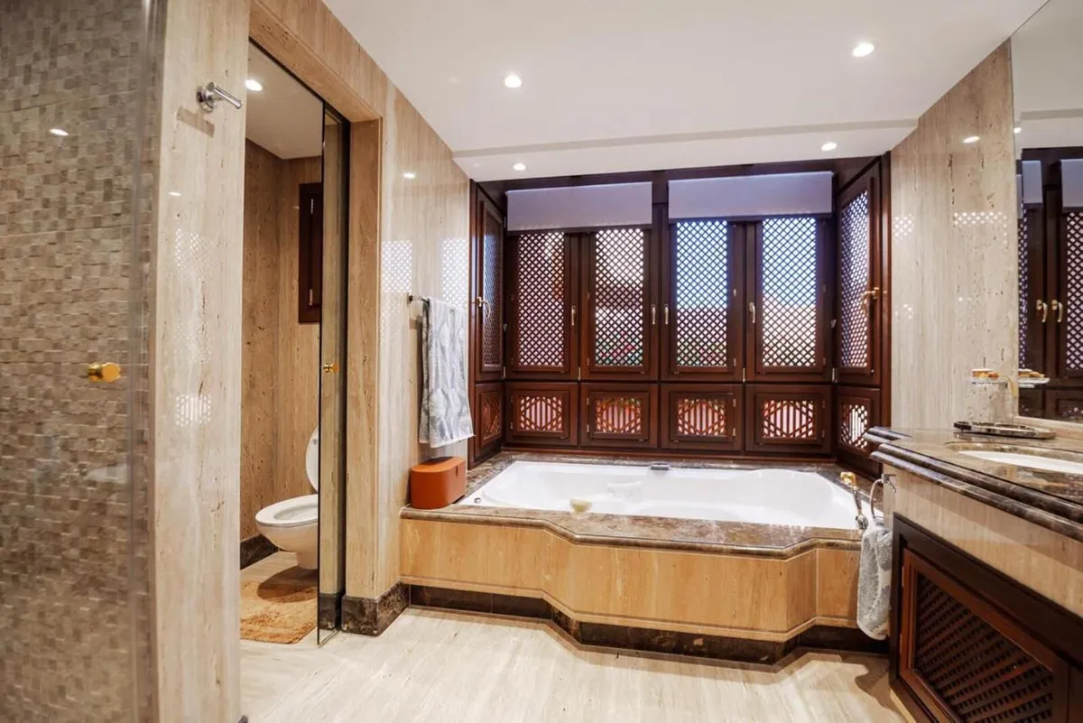 fdae5a83-2de1-4d7e-a9f6-80d46d2829a0