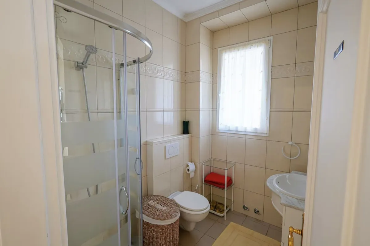 260c94a2-3cfd-45db-821b-3d5c85a44df8