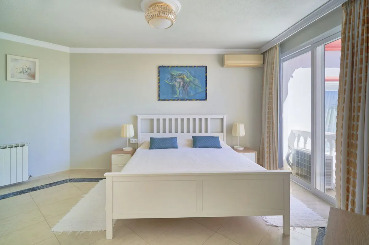 ca37eb37-234c-46a4-b618-88046c677a98