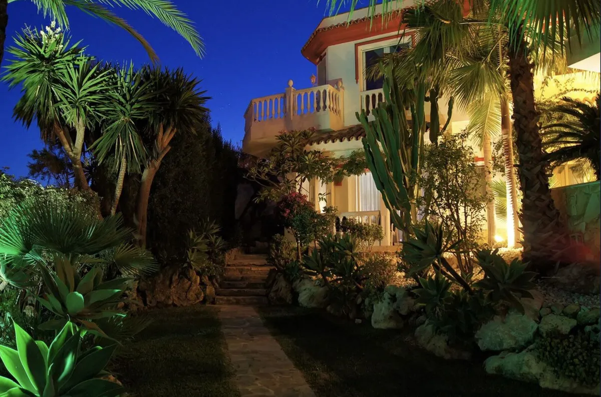 cc4bfde7-8ca6-46d6-b4ea-cfb21a19ffd8