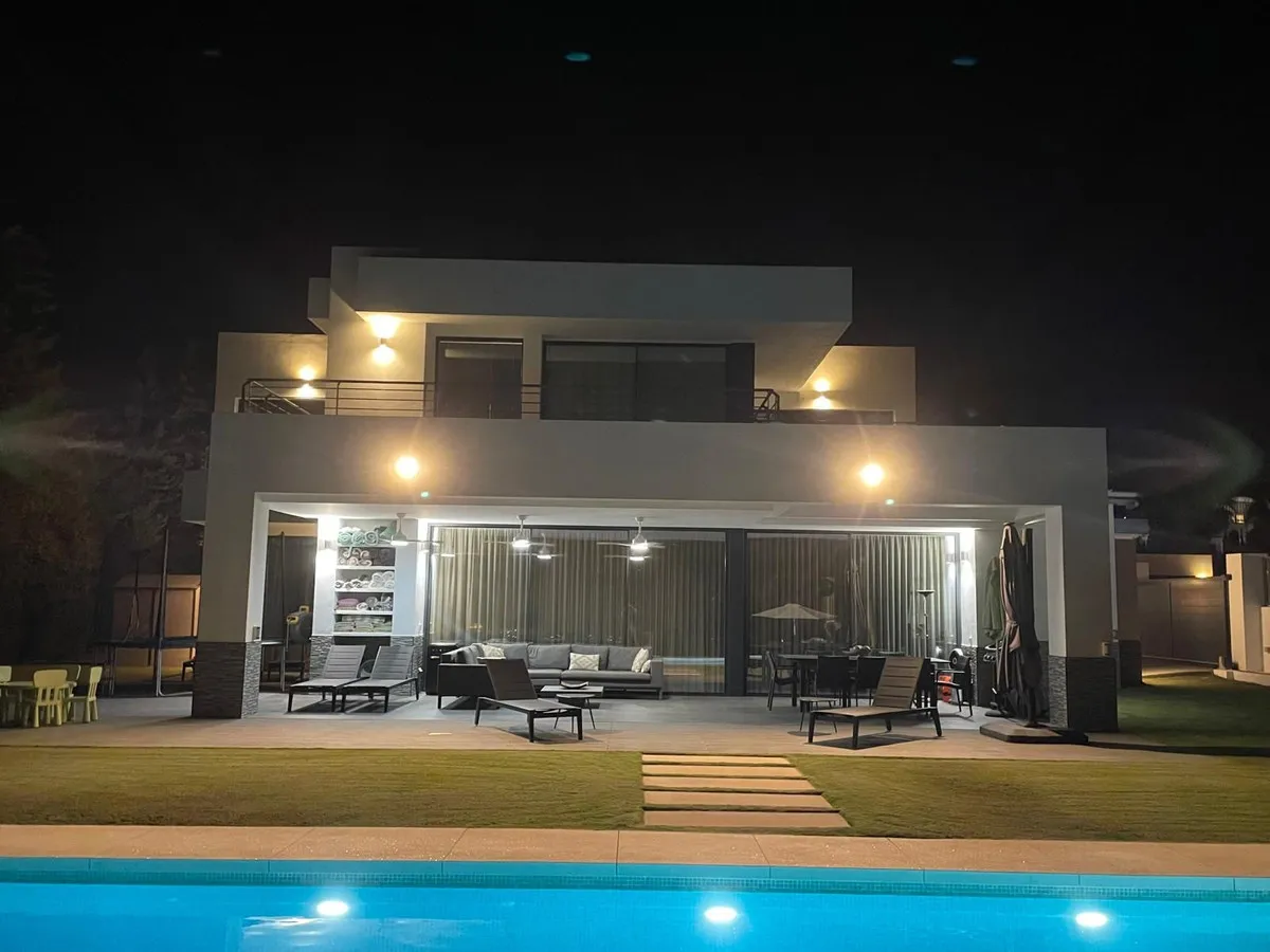 7ee8df5a-93bb-4ebf-8132-4514b8ece2f3