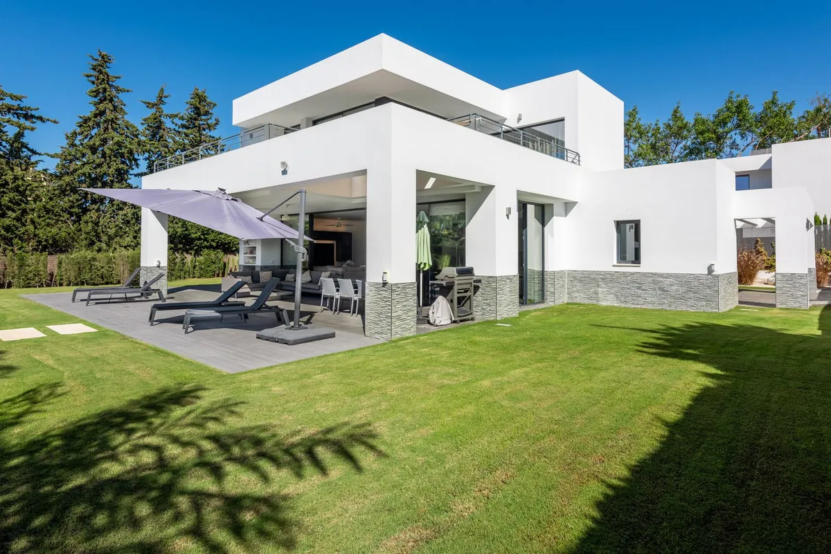 94d78ed6-5543-4119-bc23-48fa9e0e82d0