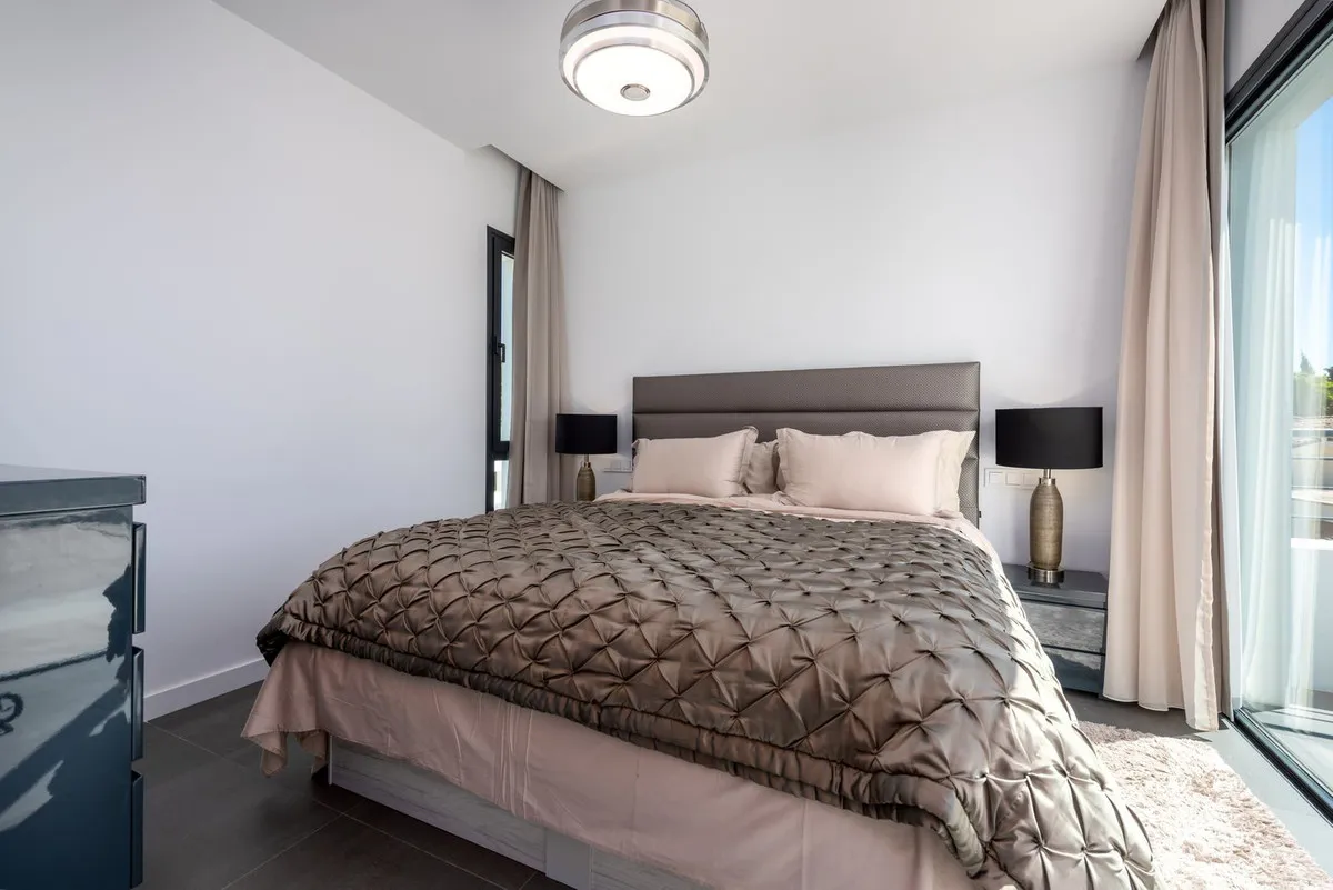 a401672e-5c30-4f1f-b252-239d8febb9f6