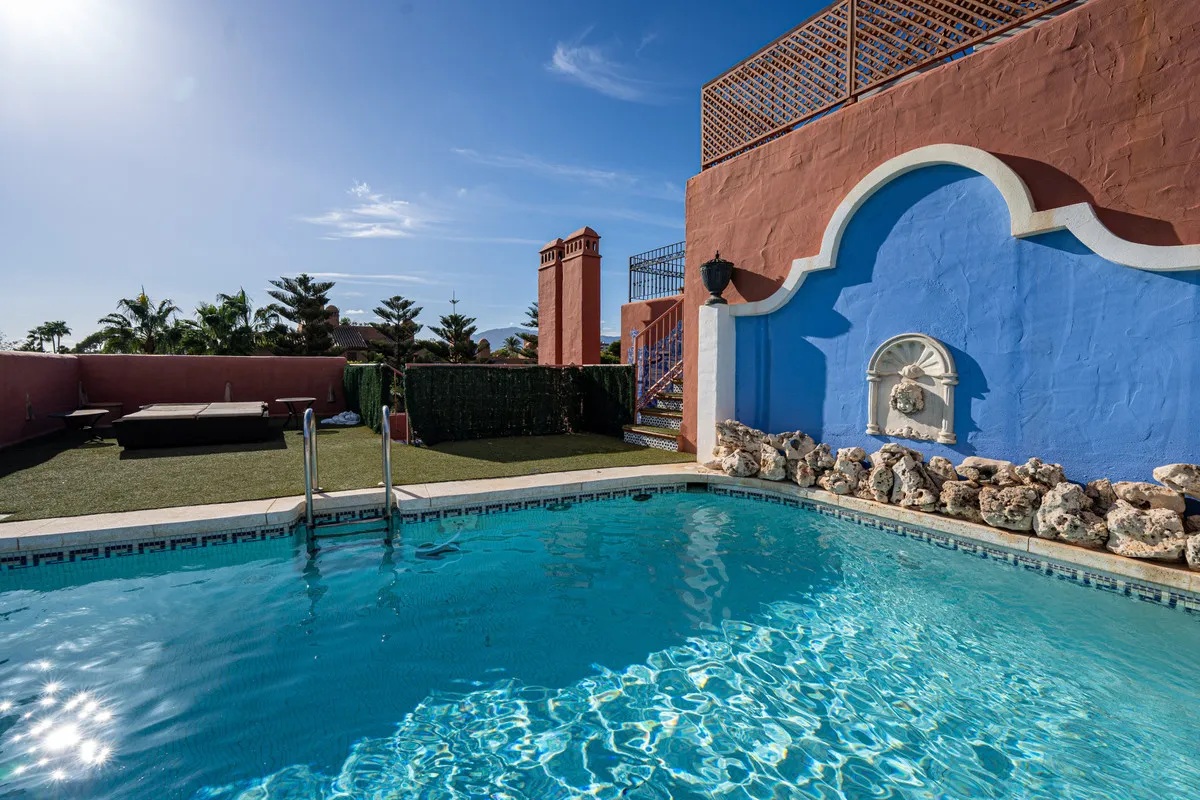 27c9a37e-10fb-49d5-abdf-35dea988935f